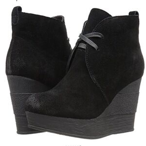 Suede wedge bootie